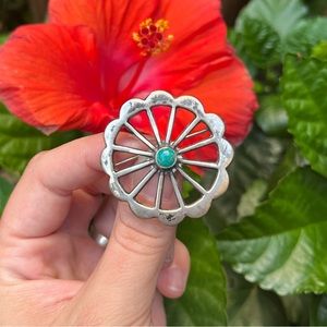 Vintage Native American sandcast turquoise sterling flower brooch